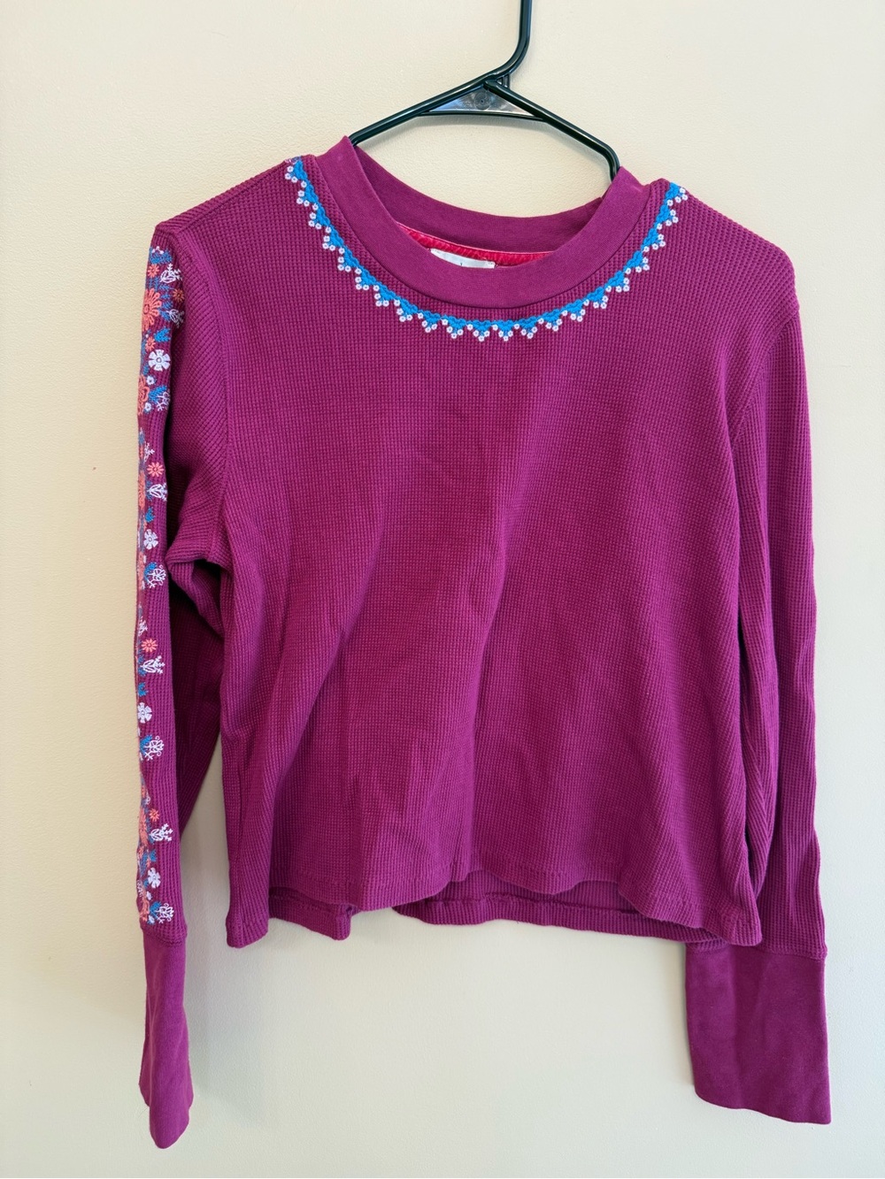 Sundance Girls' Magenta Long-Sleeve Thermal Top with Embroidered Trim